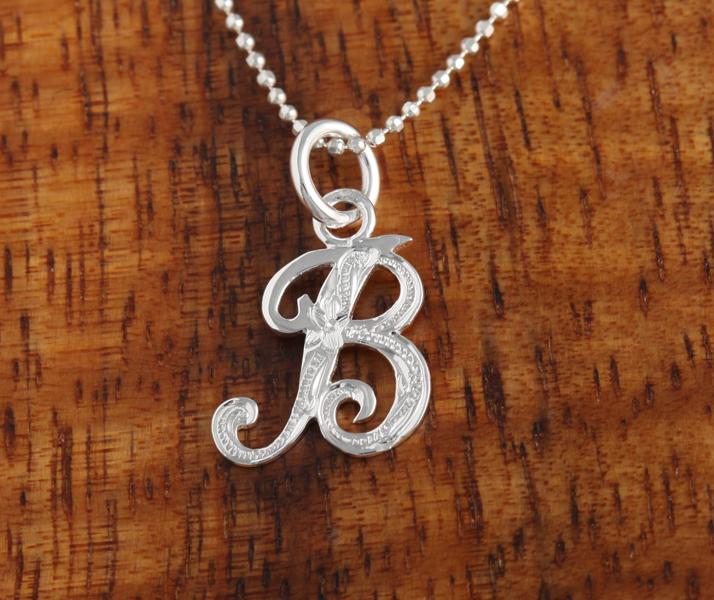 initial pendant