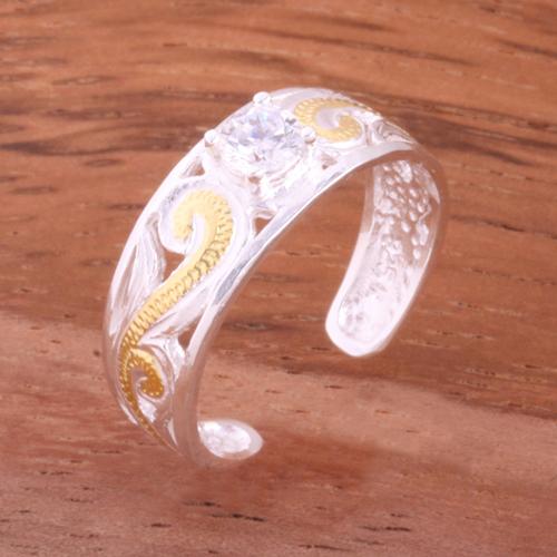 Hawaiian Scroll See Through with Clear Round CZ Toe Ring