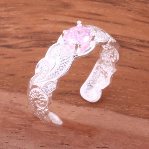 Hawaiian Scroll with Clear Round CZ Cut Out Edge Toe Ring